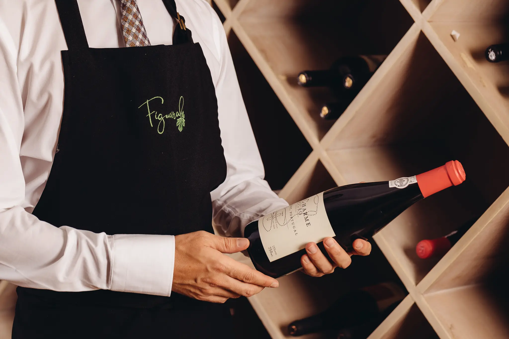 Carta de vinhos portugueses no Restaurante Figueiral